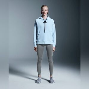 Women’s On running XS Hoodie